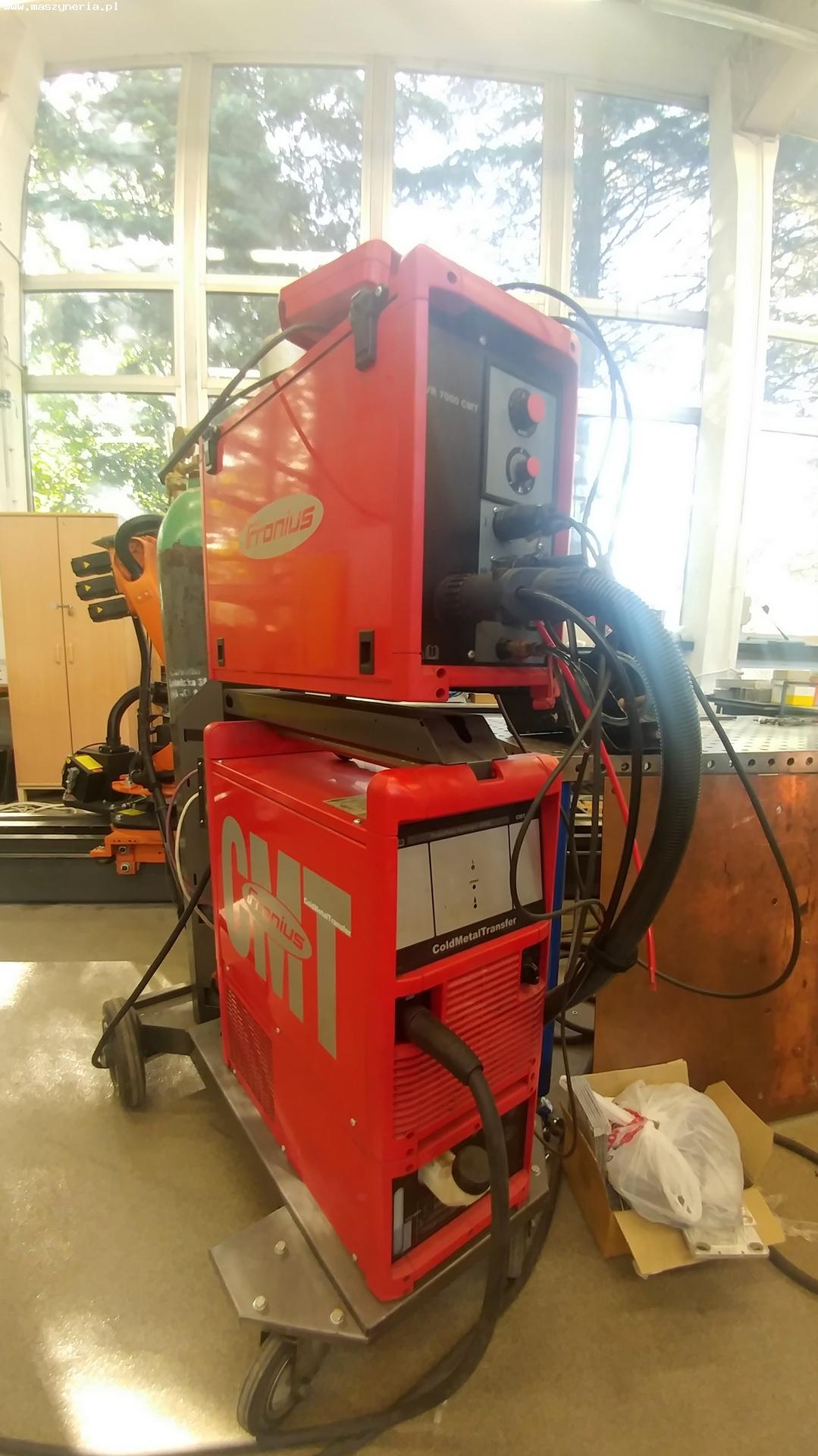 Stazione di saldatura robotica KUKA KR16 L6 ARC-C in vendita - foto 9